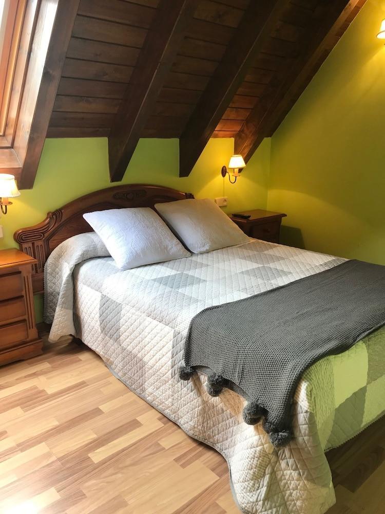 Hotel Saueth Tredós Eksteriør bilde