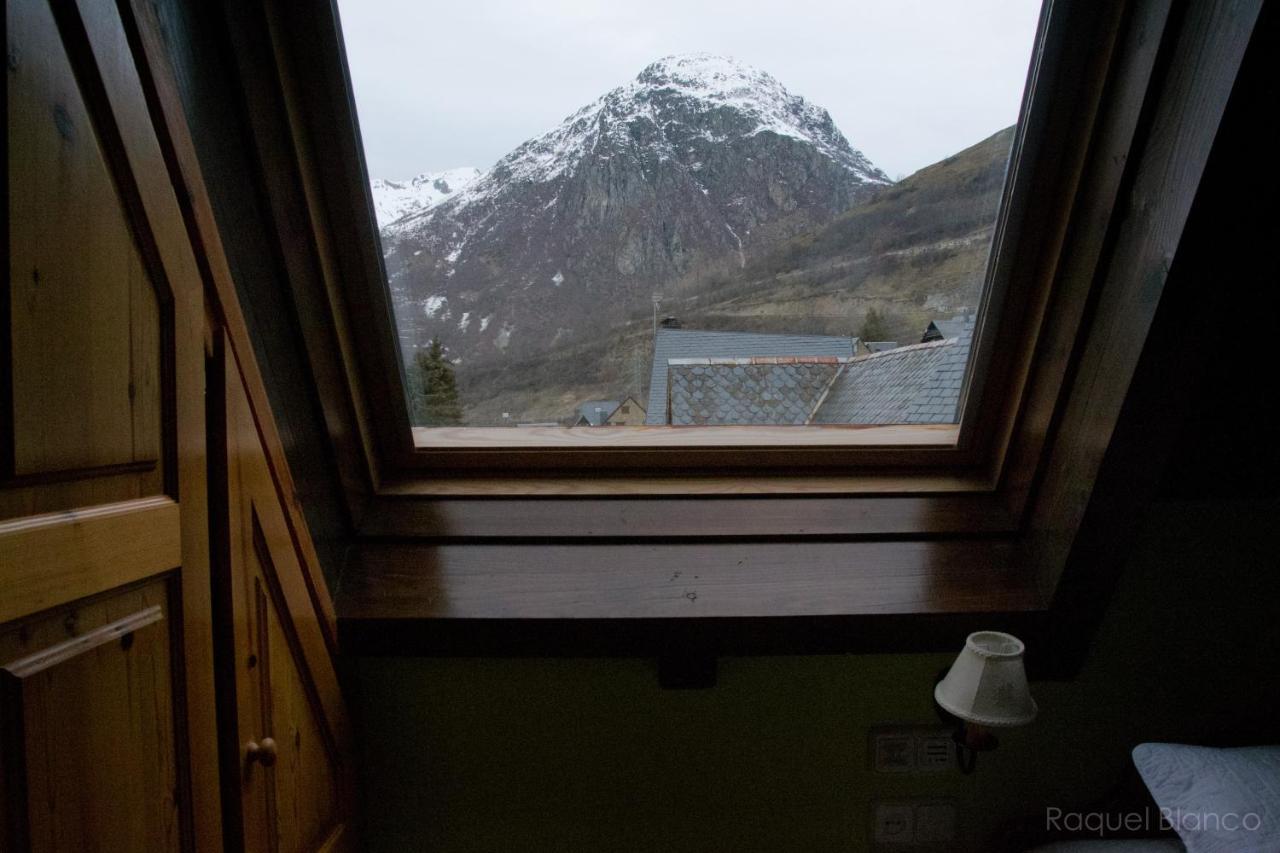 Hotel Saueth Tredós Eksteriør bilde